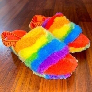 UGG Fluff Yeah Cali Collage Women’s Sandals Size 5